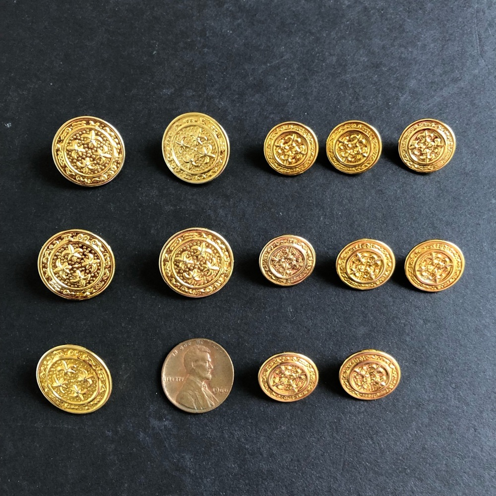 Set of 13 Vintage Gold Tone Military, Uniform Carved Buttons USA New